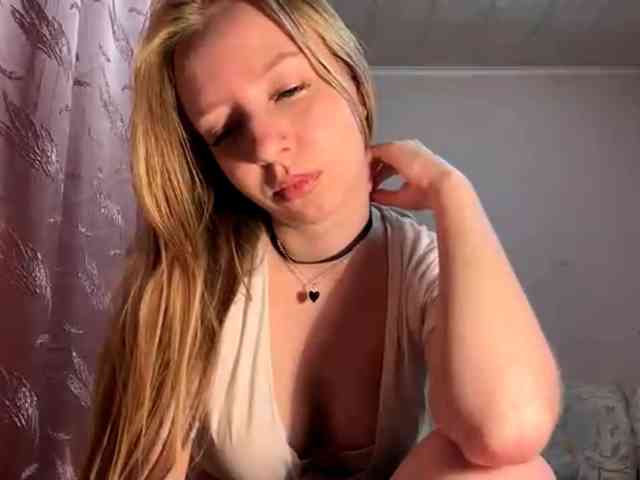MercyDiamant webcam