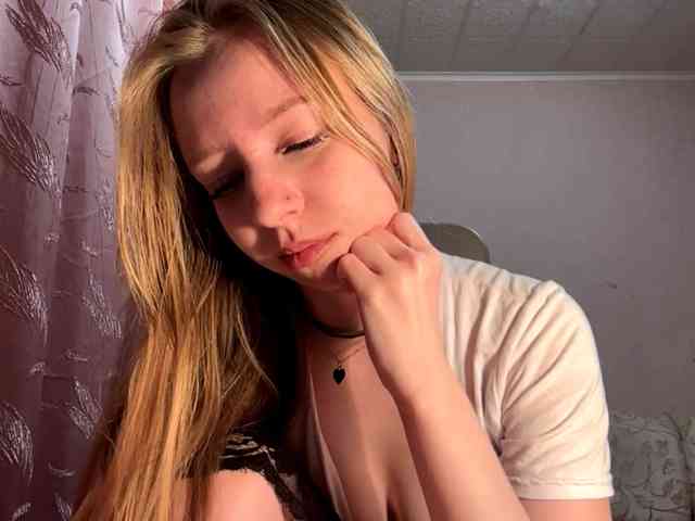 MercyDiamant webcam