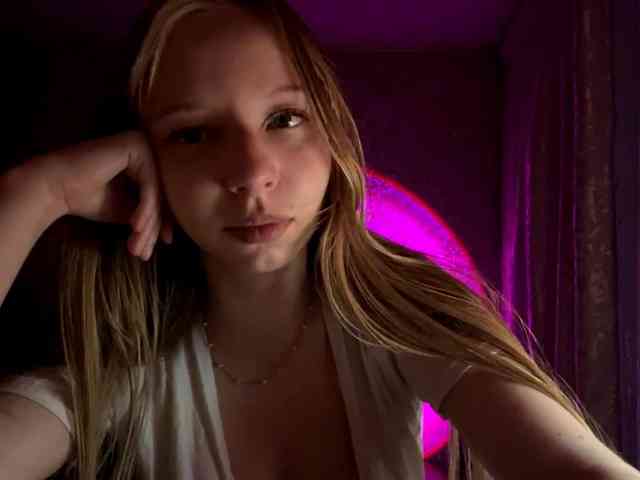 MercyDiamant webcam