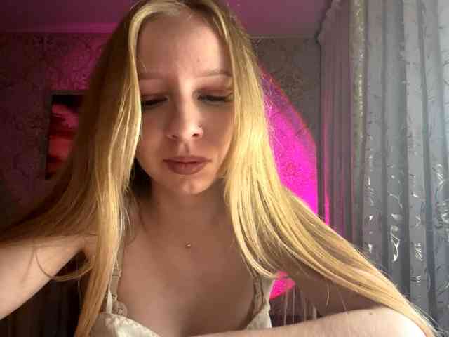 MercyDiamant webcam