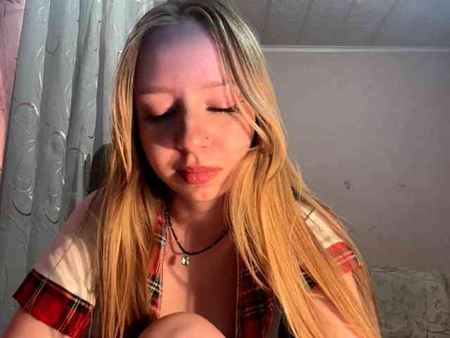 MercyDiamant webcam