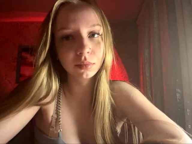 MercyDiamant webcam