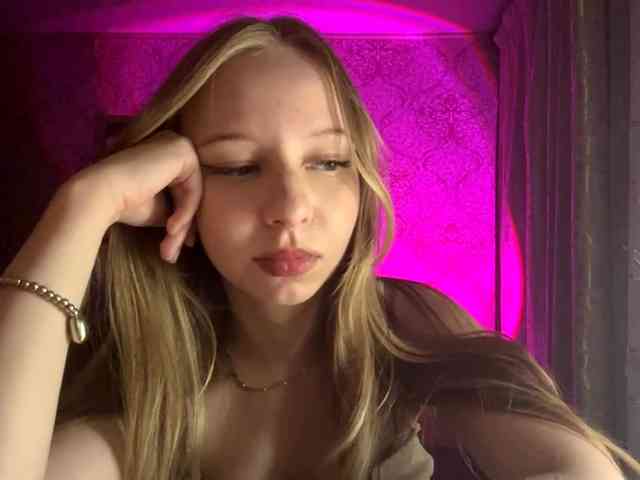 MercyDiamant webcam
