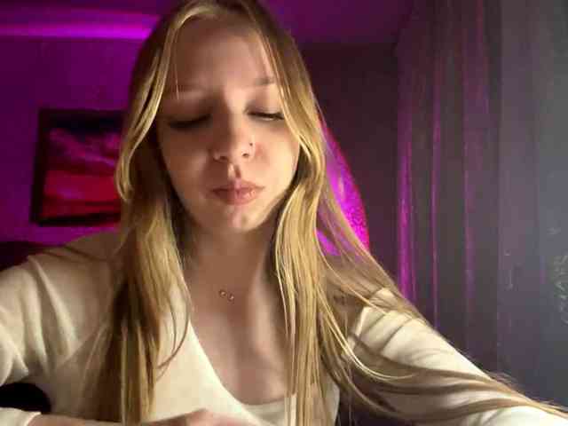 MercyDiamant webcam
