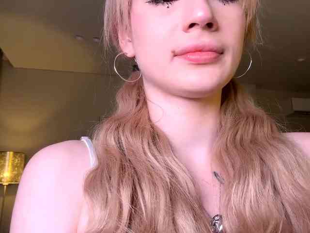 unholydolly webcam