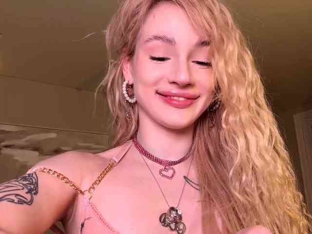unholydolly webcam