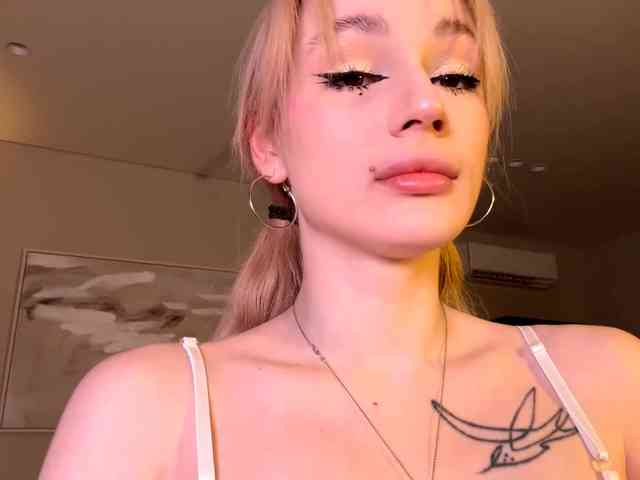 unholydolly webcam
