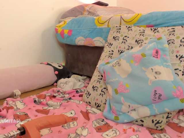 Princess-luna live cam on BongaCams