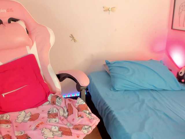 Princess-luna live cam on BongaCams