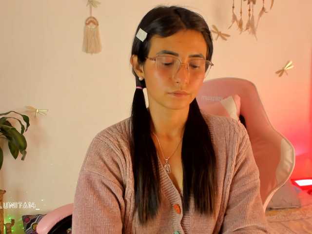 Princess-luna live cam on BongaCams