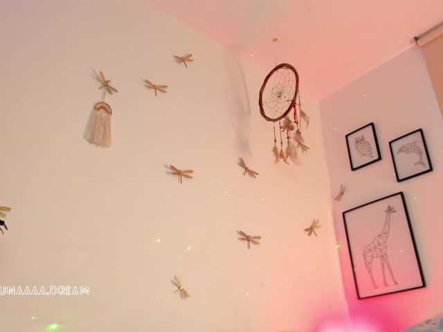 Princess-luna live cam on BongaCams