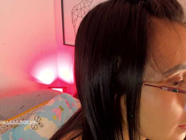 Princess-luna live cam on BongaCams