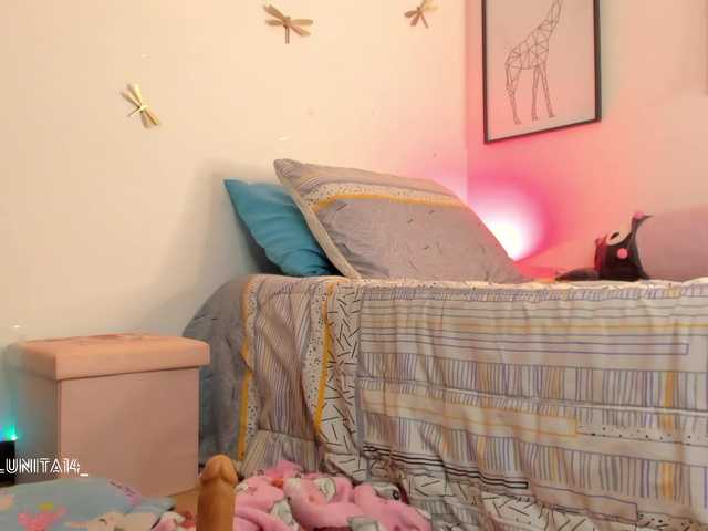 Princess-luna live cam on BongaCams