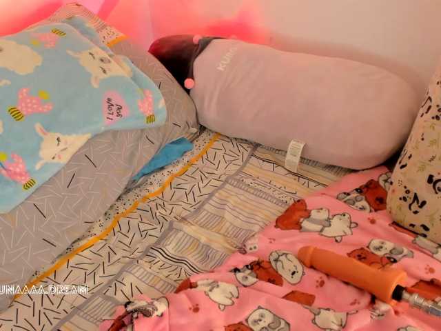 Princess-luna live cam on BongaCams