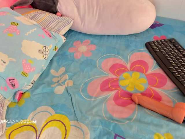 Princess-luna live cam on BongaCams