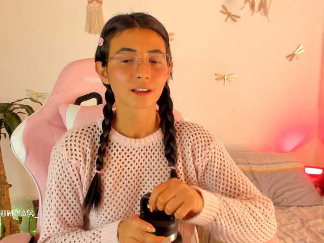 Princess-luna live cam on BongaCams
