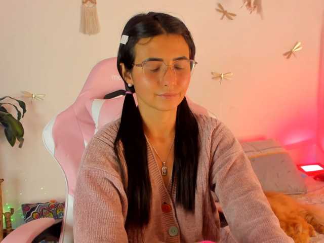 Princess-luna live cam on BongaCams