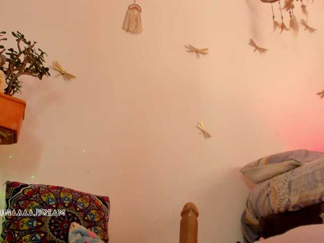Princess-luna live webcam show