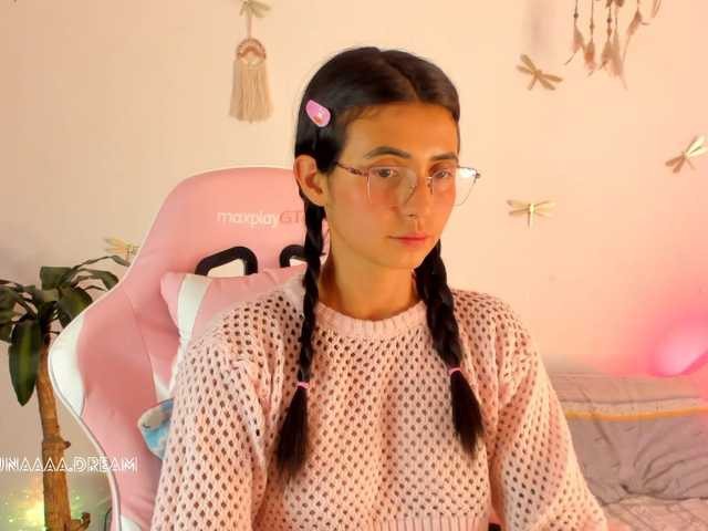 Princess-luna live cam on BongaCams