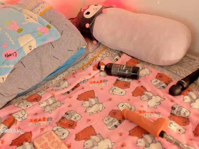 Princess-luna live cam on BongaCams