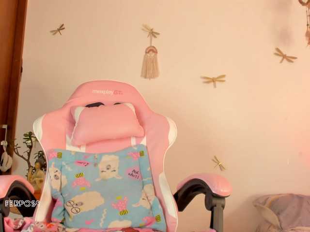 Princess-luna live cam on BongaCams