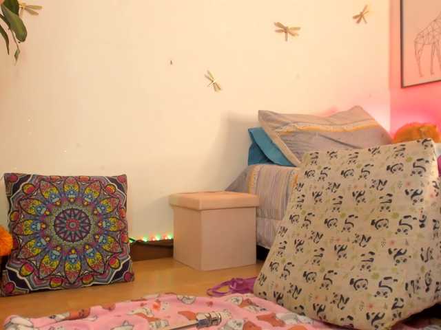 Princess-luna live cam on BongaCams