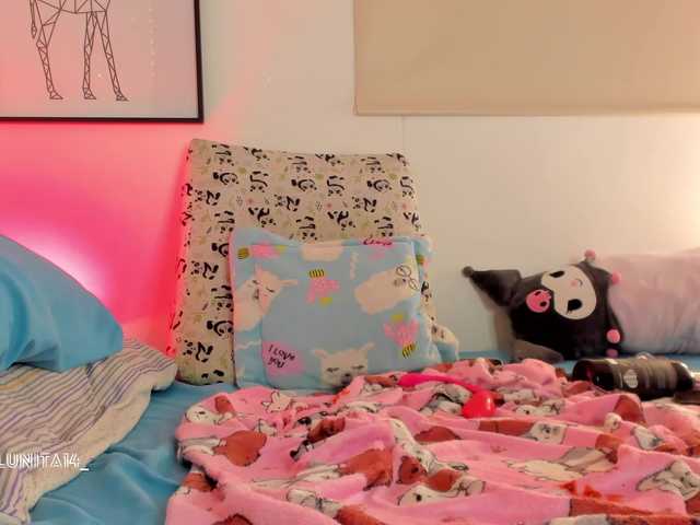 Princess-luna live cam on BongaCams