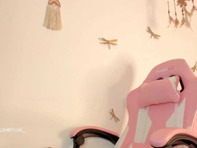 Princess-luna live cam on BongaCams
