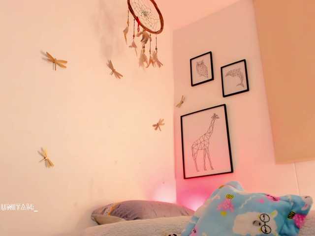 Princess-luna live cam on BongaCams