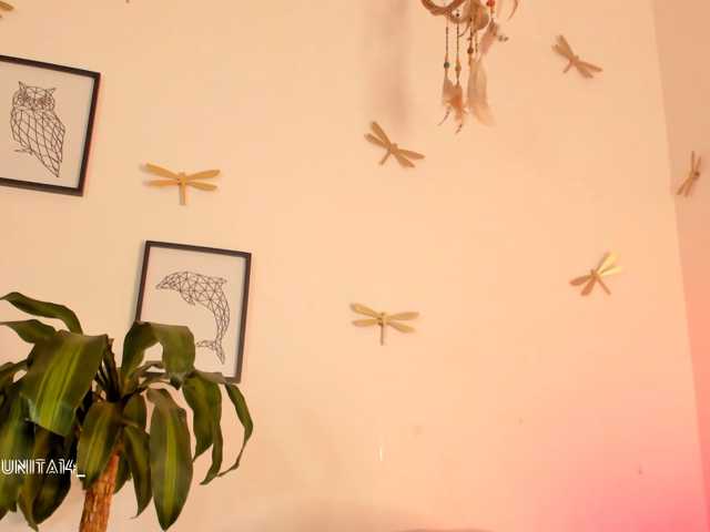 Princess-luna live cam on BongaCams