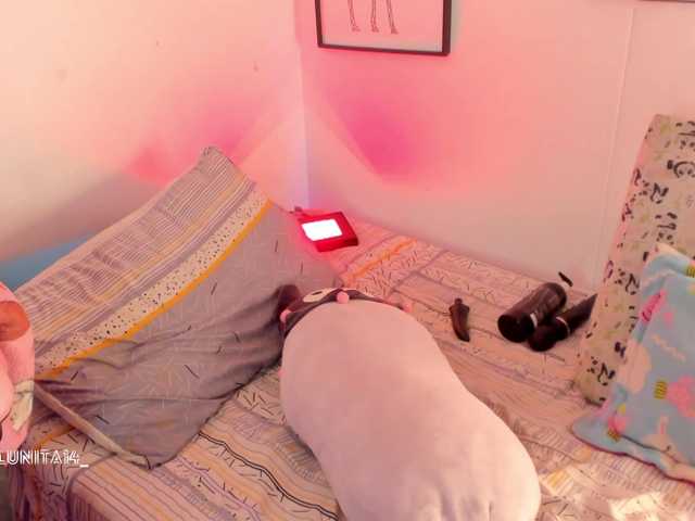 Princess-luna live cam on BongaCams