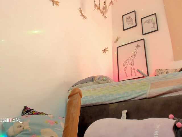 Princess-luna live cam on BongaCams