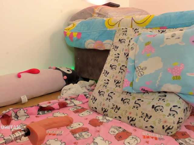 Princess-luna live cam on BongaCams