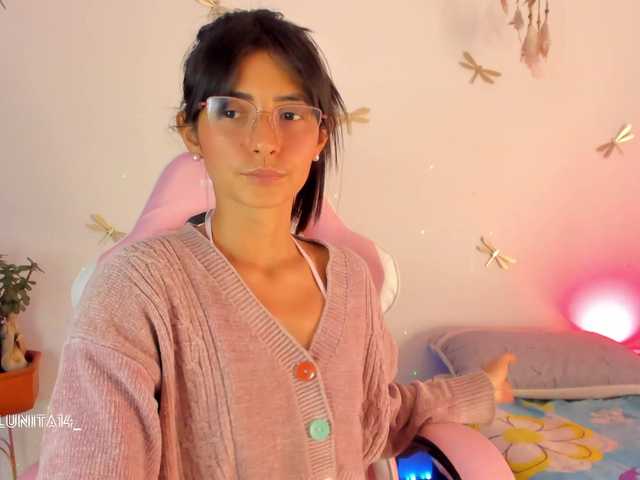 Princess-luna live cam on BongaCams