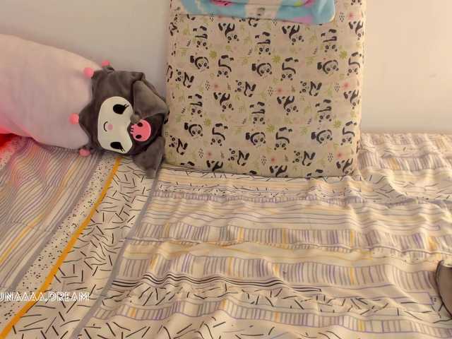 Princess-luna live cam on BongaCams