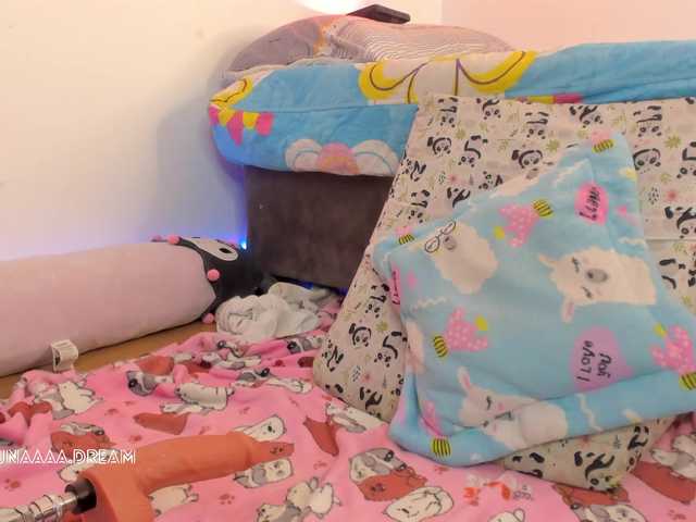 Princess-luna live cam on BongaCams