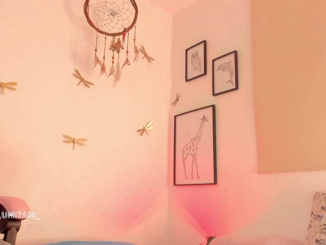 Princess-luna live cam on BongaCams