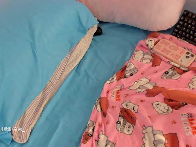 Princess-luna live cam on BongaCams