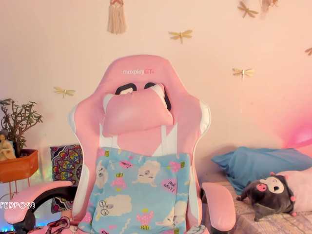 Princess-luna live cam on BongaCams