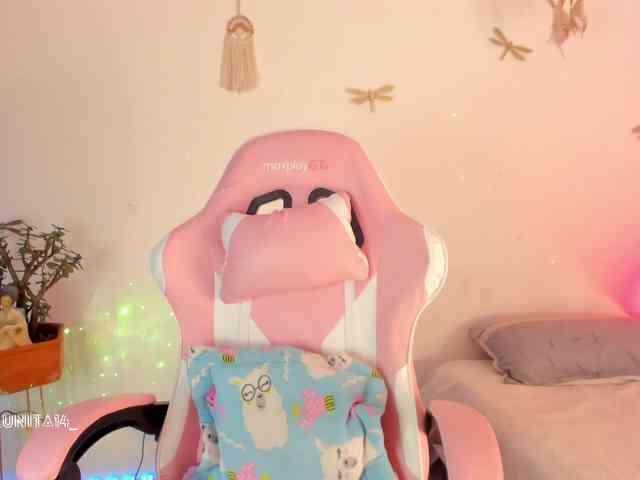 Princess-luna Live Webcam on BongaCams