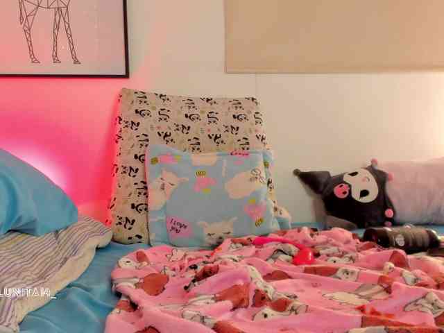 Princess-luna's webcam live show