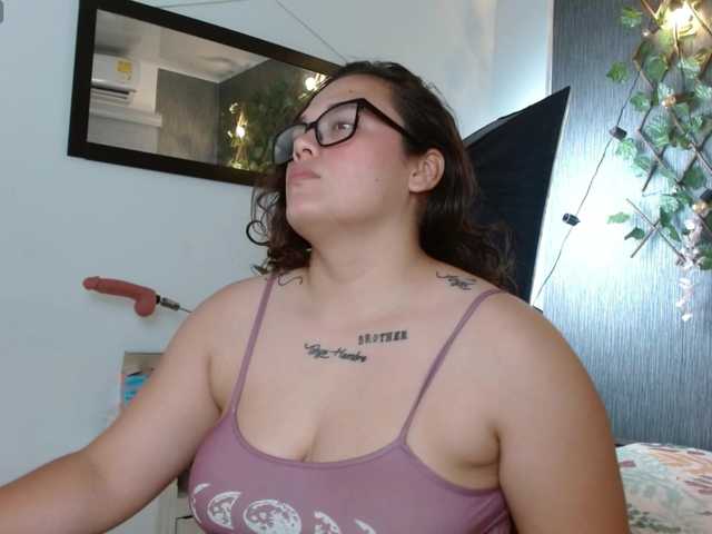 curvy-sofi-hard