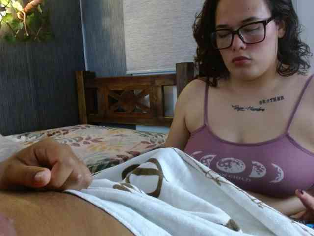 curvy-sofi-hard