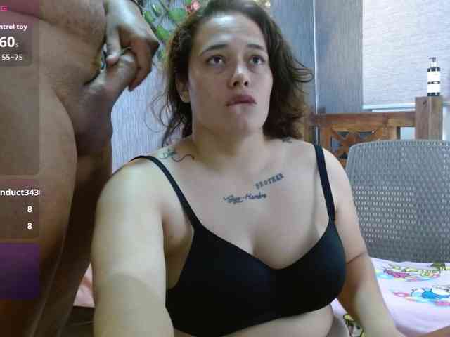 Modelo: curvy-sofi-hard