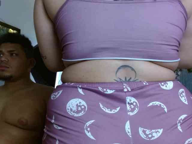 curvy-sofi-hard