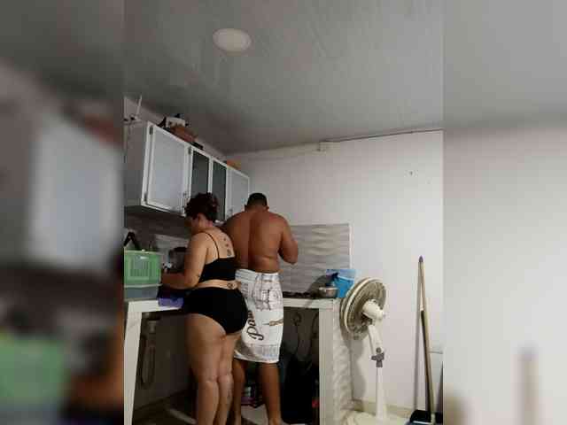 curvy-sofi-hard
