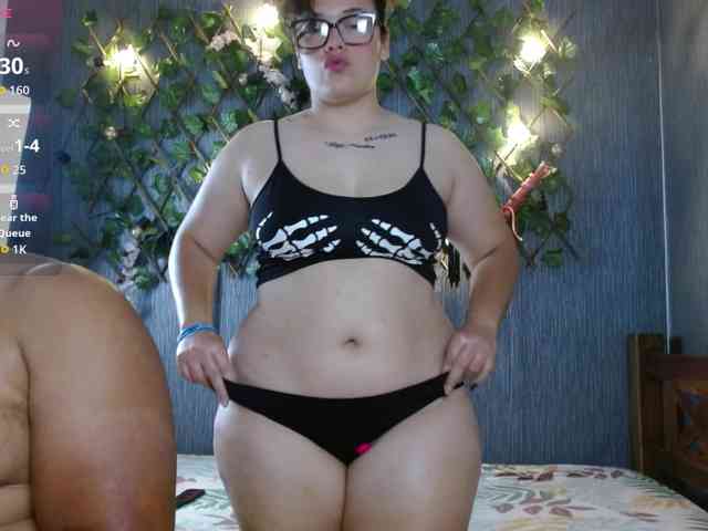 curvy-sofi-hard