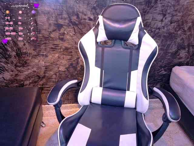 Hannah-Collen webcam