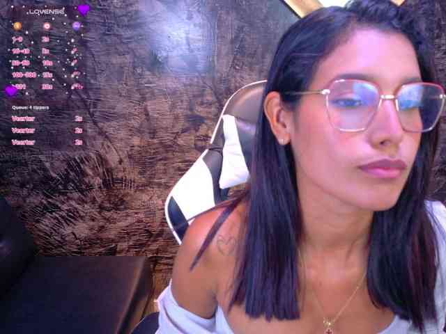 Hannah-Collen webcam