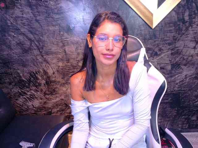 Hannah-Collen webcam